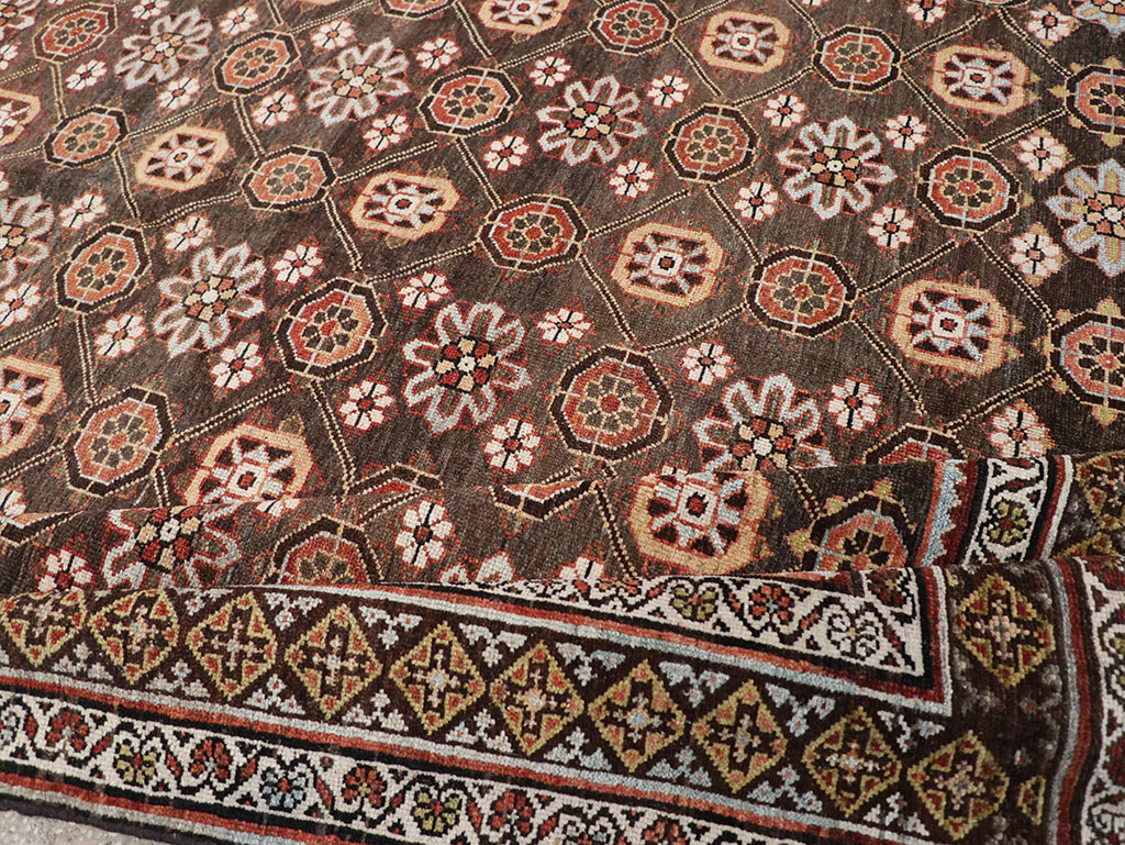 Antique Persian Kurd Gallery Carpet, No.31110 - Galerie Shabab