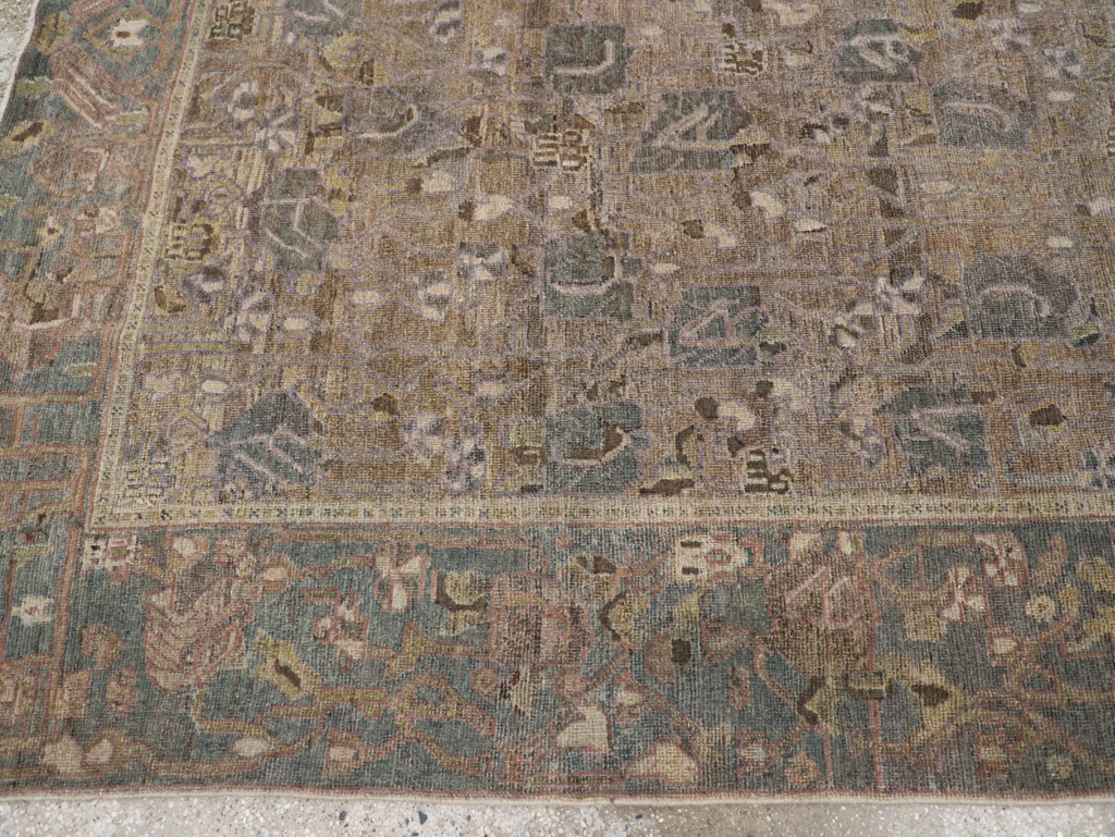 Antique Persian Bakhtiari Gallery Carpet, No.31115 - Galerie Shabab