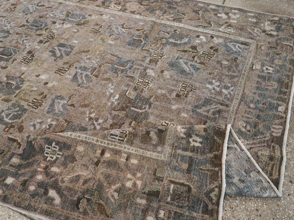 Antique Persian Bakhtiari Gallery Carpet, No.31115 - Galerie Shabab