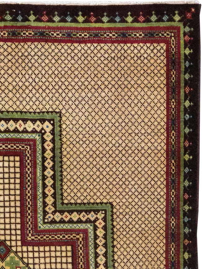 Vintage Persian Mashad Throw Rug, No.31118 - Galerie Shabab