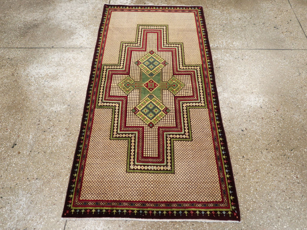 Vintage Persian Mashad Throw Rug, No.31118 - Galerie Shabab