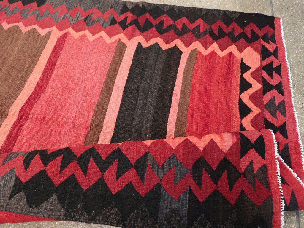 Vintage Persian Flatweave Kilim Gallery Carpet, No.31121 - Galerie Shabab