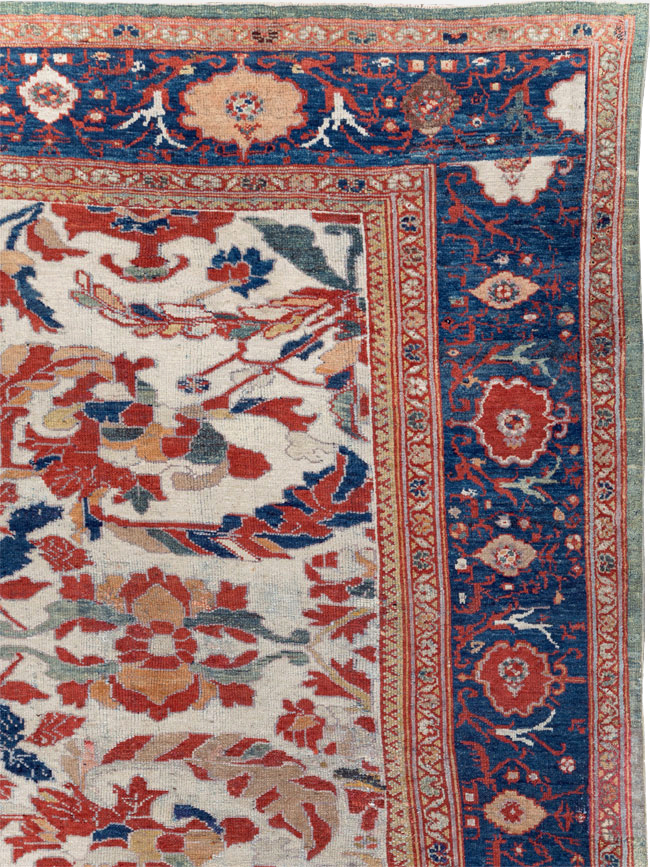 Antique Persian Bakhtiari Large Room Size Carpet, No.31126 - Galerie Shabab