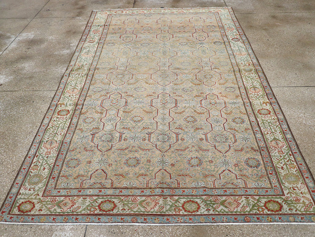 Antique Persian Malayer Accent Carpet, No.31131 - Galerie Shabab