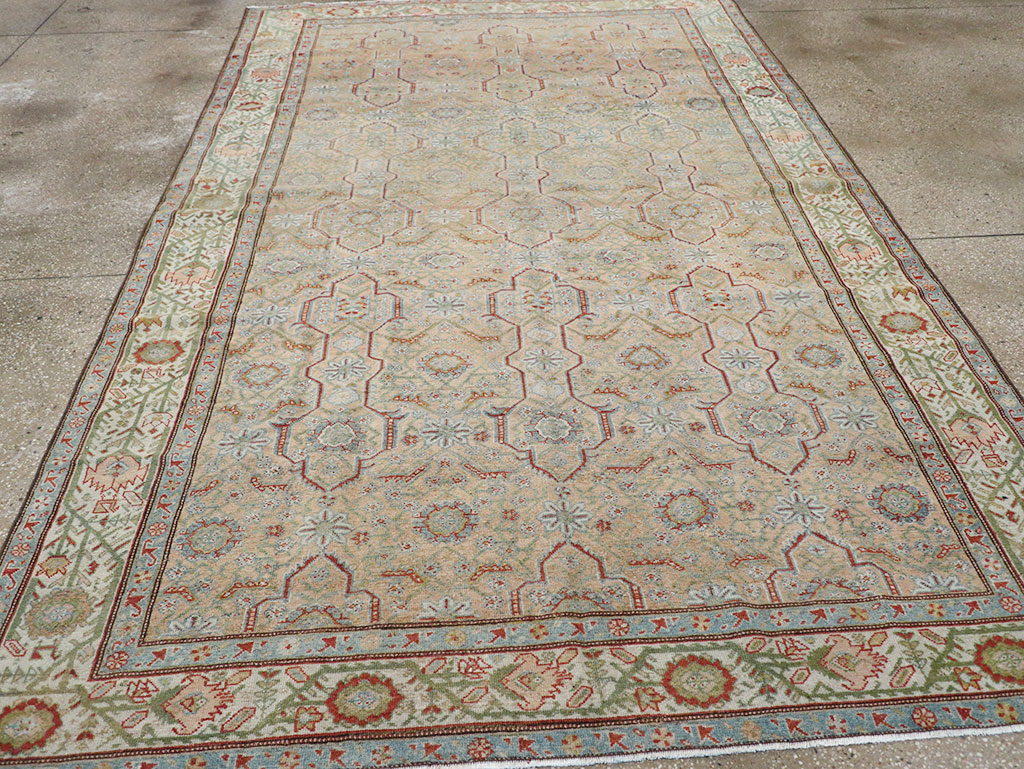 Antique Persian Malayer Accent Carpet, No.31131 - Galerie Shabab