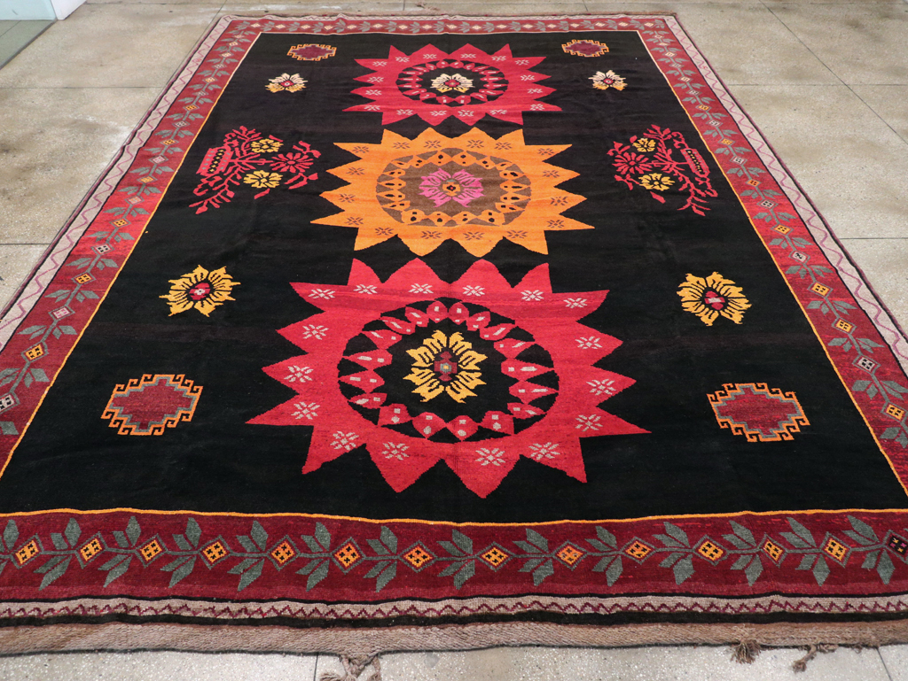 Vintage Turkish Anatolian Large Tribal Room Size Carpet, No.31139 - Galerie Shabab