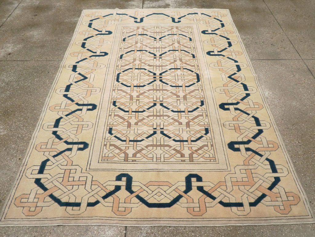 Vintage Turkish Anatolian Art Deco Style Accent Rug, No.31142 - Galerie Shabab