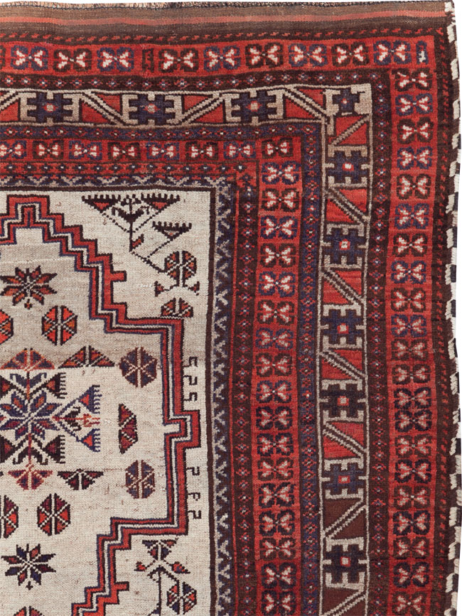 Vintage Persian Baluch Accent Rug, No.31147 - Galerie Shabab