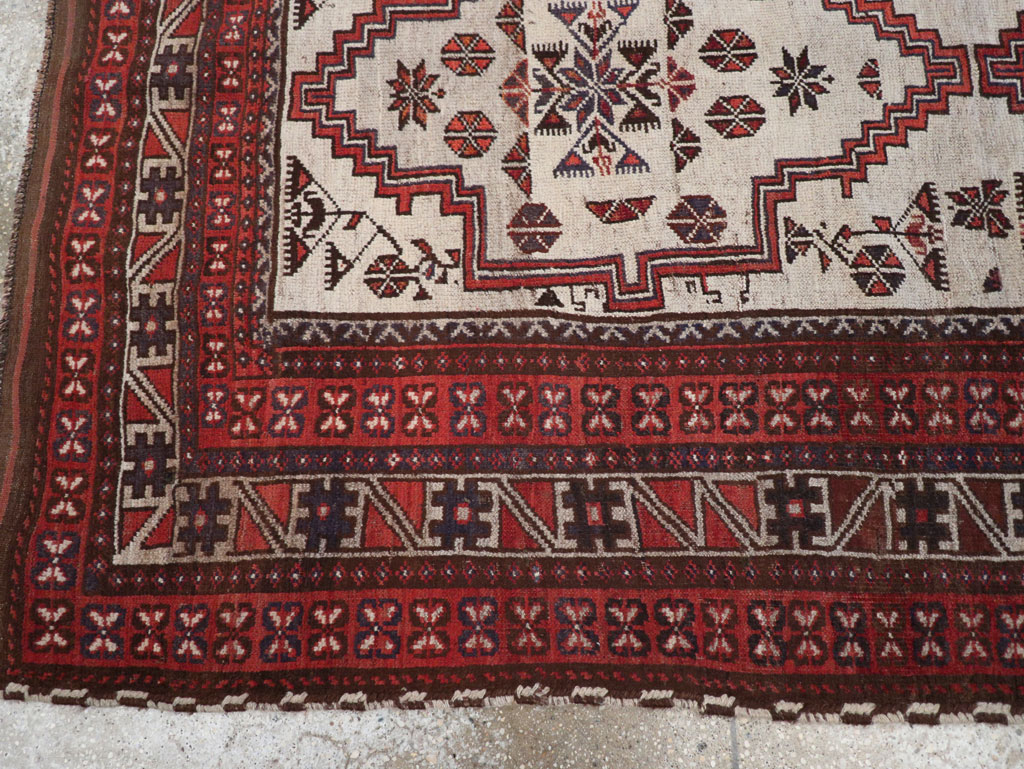 Vintage Persian Baluch Accent Rug, No.31147 - Galerie Shabab
