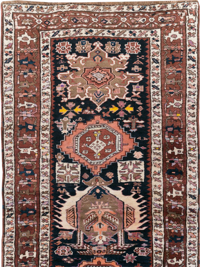 Antique Persian Kurd Runner, No.31148 - Galerie Shabab