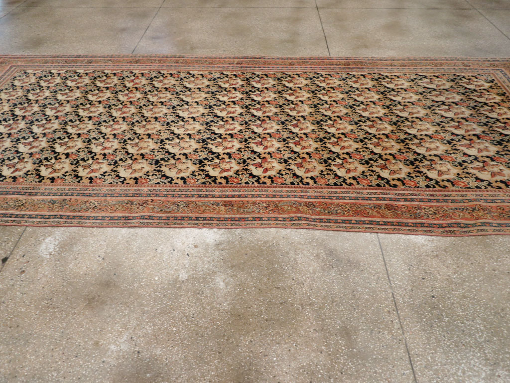 European Inspired Antique Persian Gol Farang Bidjar Gallery Carpet, No.31163 - Galerie Shabab