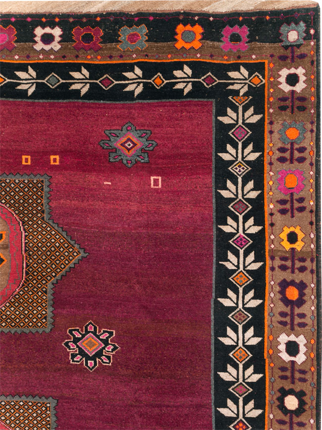 Vintage Turkish Anatolian Large Room Size Carpet, No.31164 - Galerie Shabab