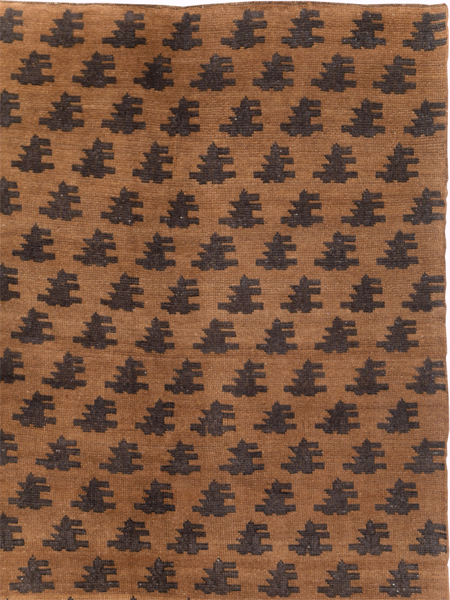 Vintage Turkish Anatolian Room Size Carpet, No.31165 - Galerie Shabab