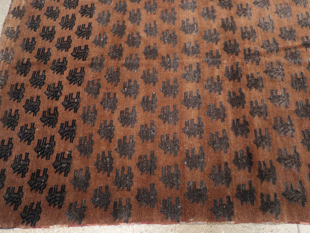 Vintage Turkish Anatolian Room Size Carpet, No.31165 - Galerie Shabab