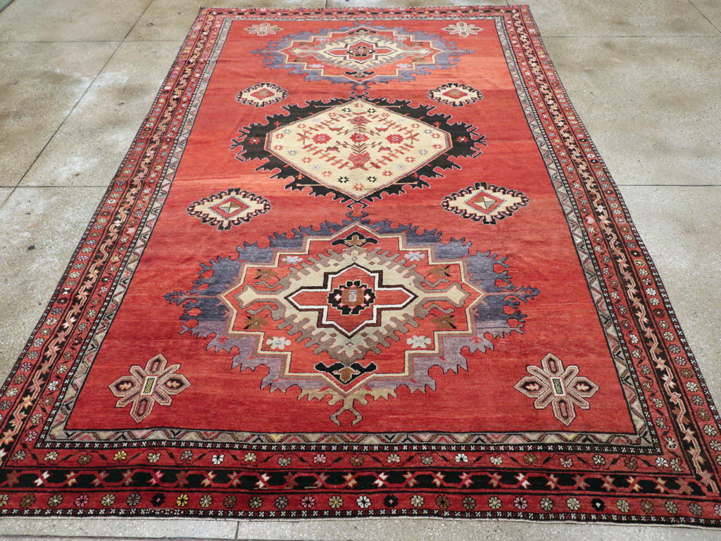 Vintage Turkish Anatolian Room Size Carpet, No.31166 - Galerie Shabab