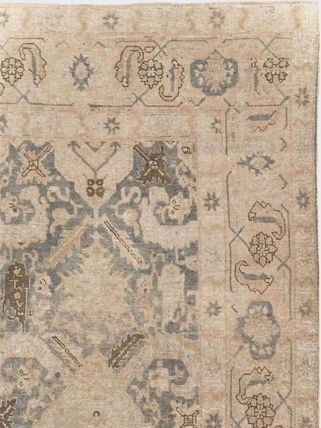 Antique Persian Tabriz Small Room Size Carpet, No.31167 - Galerie Shabab