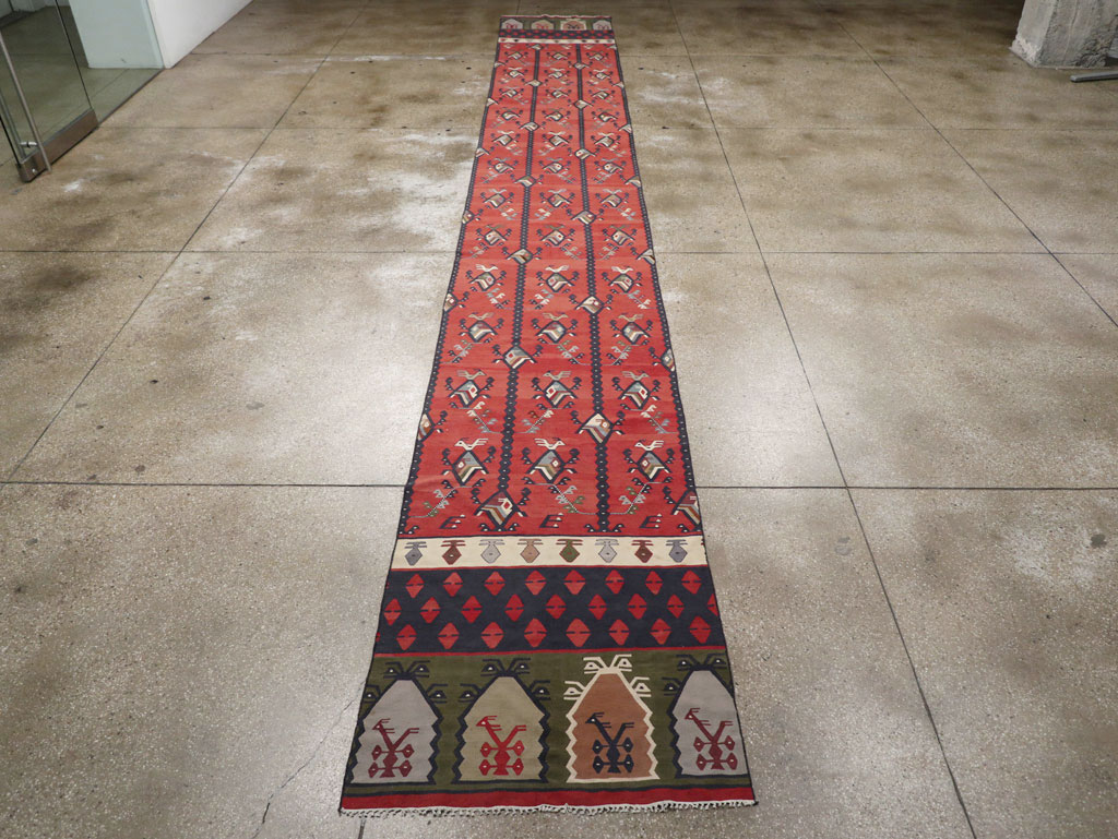 Vintage Turkish Sarkoy Kilim Long Runner, No.31169 - Galerie Shabab