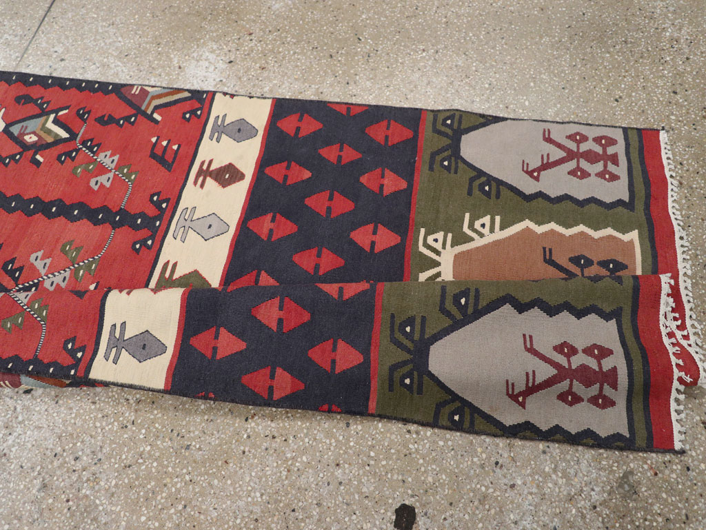 Vintage Turkish Sarkoy Kilim Long Runner, No.31169 - Galerie Shabab