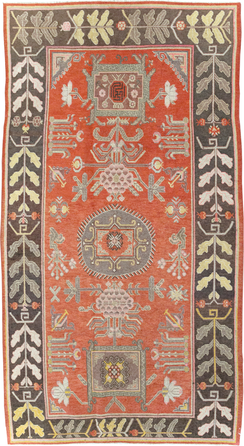 Antique Khotan Carpet, No.31173 - Galerie Shabab