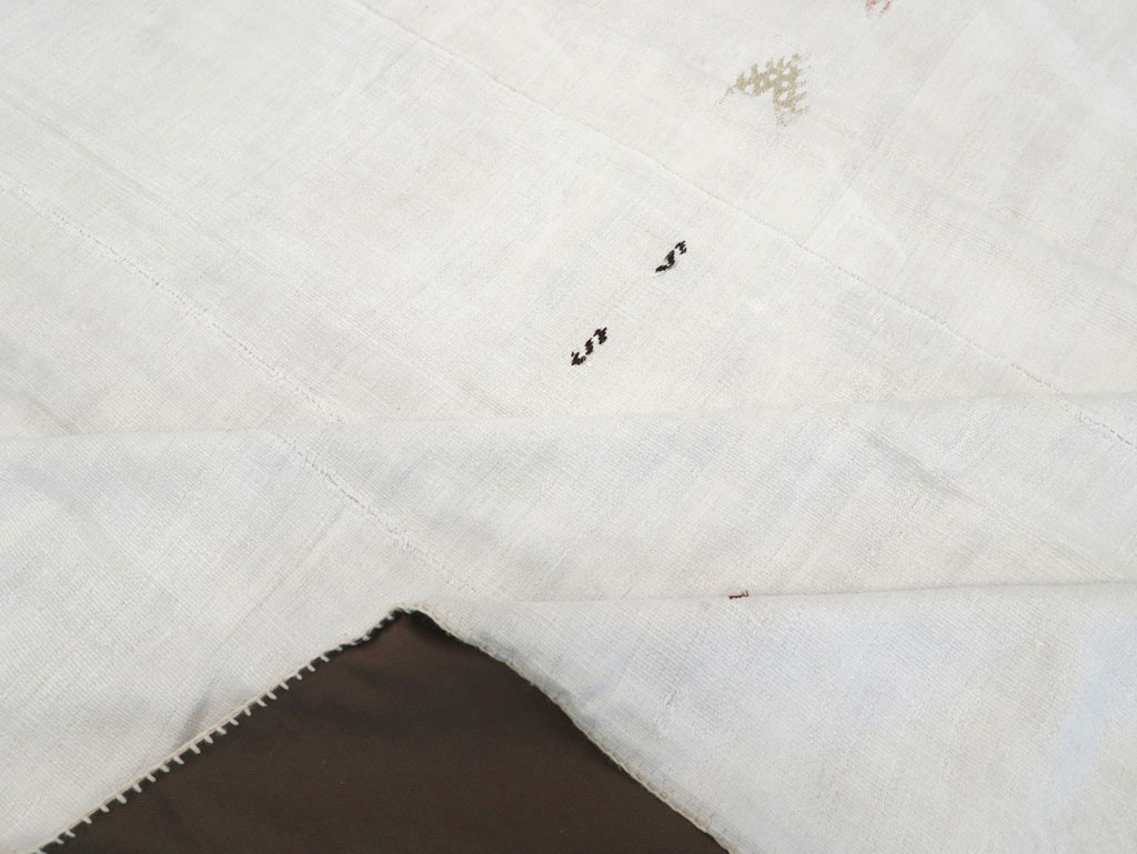 Vintage Turkish Flatweave Kilim Room Size Carpet, No.31175 - Galerie Shabab