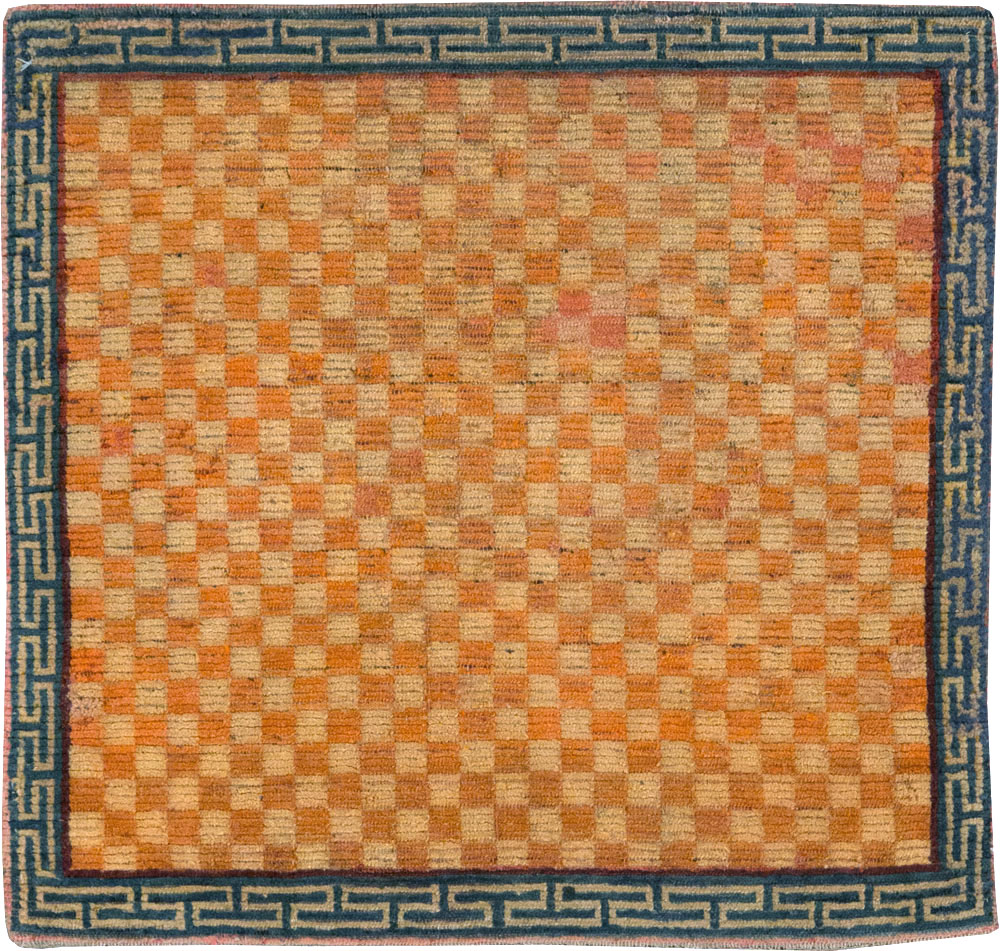 Vintage Tibetan Square Throw Rug, No.31181 - Galerie Shabab