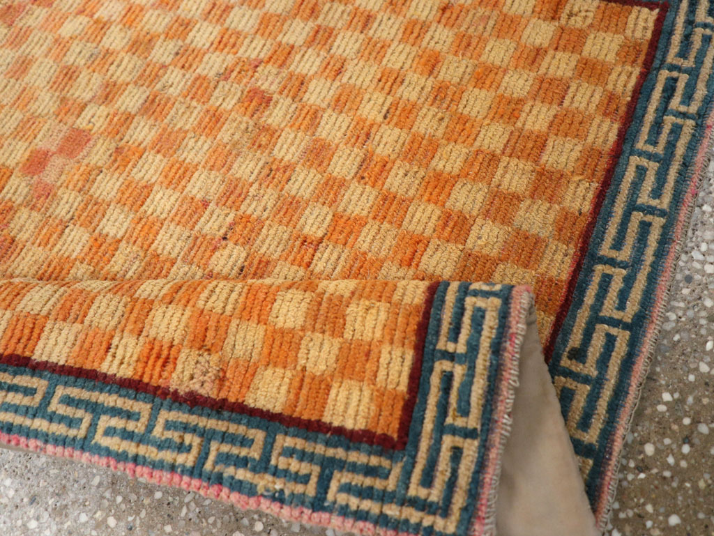 Vintage Tibetan Square Throw Rug, No.31181 - Galerie Shabab