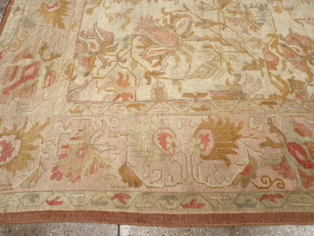 Antique Turkish Oushak Room Size Carpet, No.31192 - Galerie Shabab