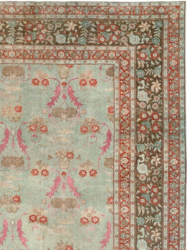 Antique Persian Tabriz Room Size Carpet, No.31193 - Galerie Shabab