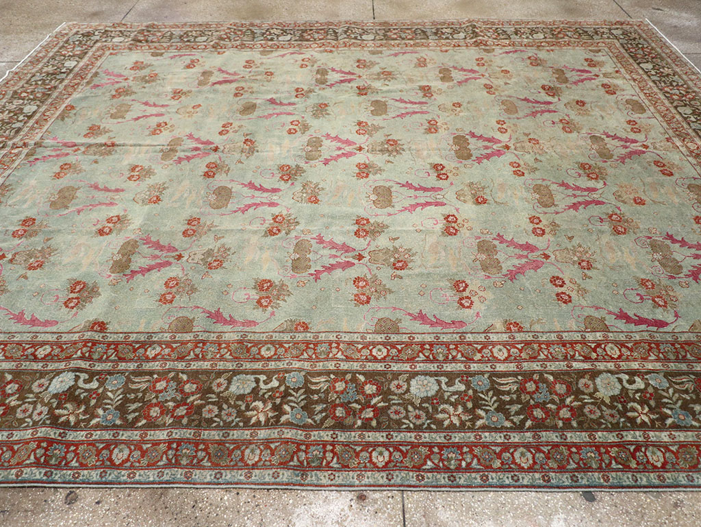 Antique Persian Tabriz Room Size Carpet, No.31193 - Galerie Shabab