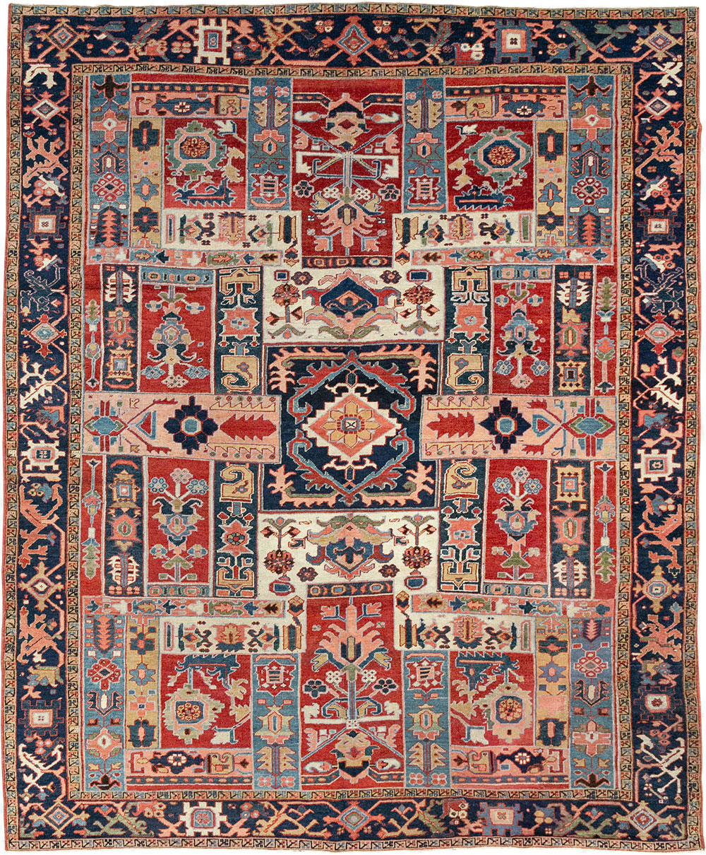 Antique Persian Heriz Room Size Carpet, No.31196 - Galerie Shabab