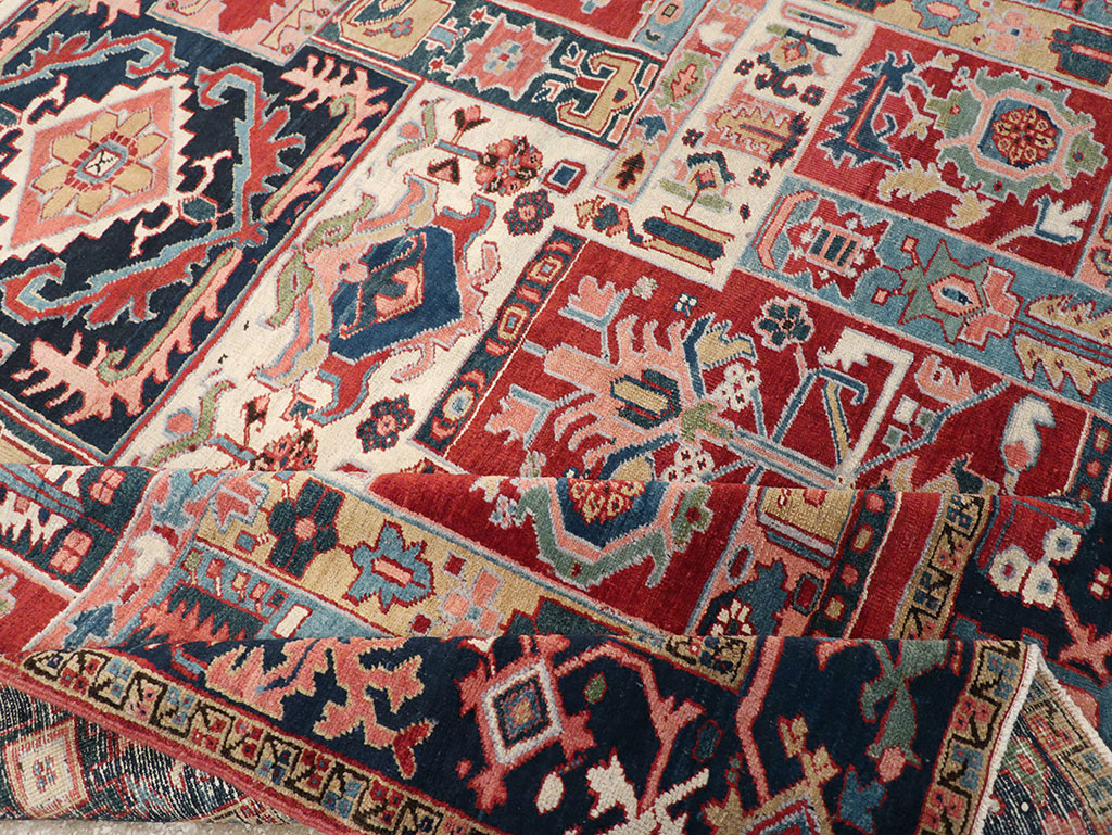 Antique Persian Heriz Room Size Carpet, No.31196 - Galerie Shabab