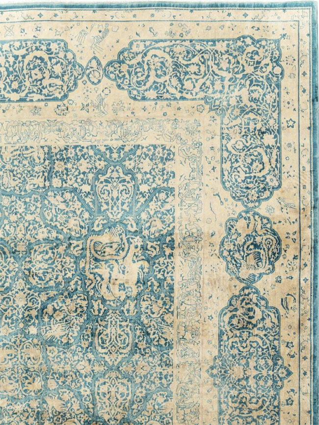 Antique Indian Lahore Large Square Carpet, No.31197 - Galerie Shabab