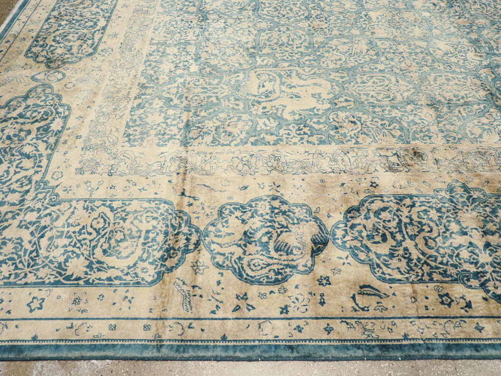 Antique Indian Lahore Large Square Carpet, No.31197 - Galerie Shabab