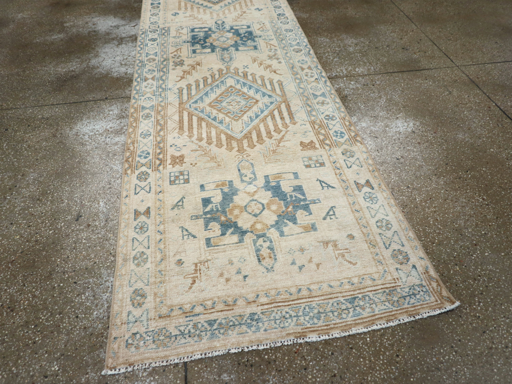 Vintage Persian Karajeh Runner, No.31201 - Galerie Shabab