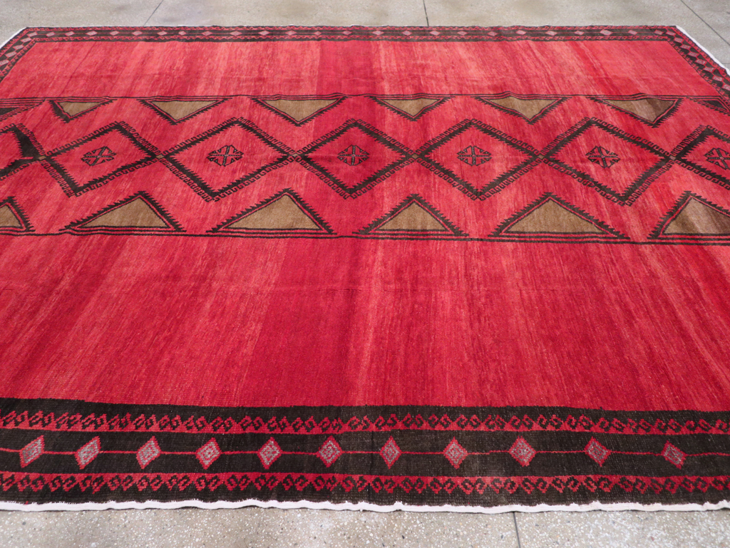 Vintage Turkish Anatolian Tribal Room Size Carpet, No.31202 - Galerie Shabab