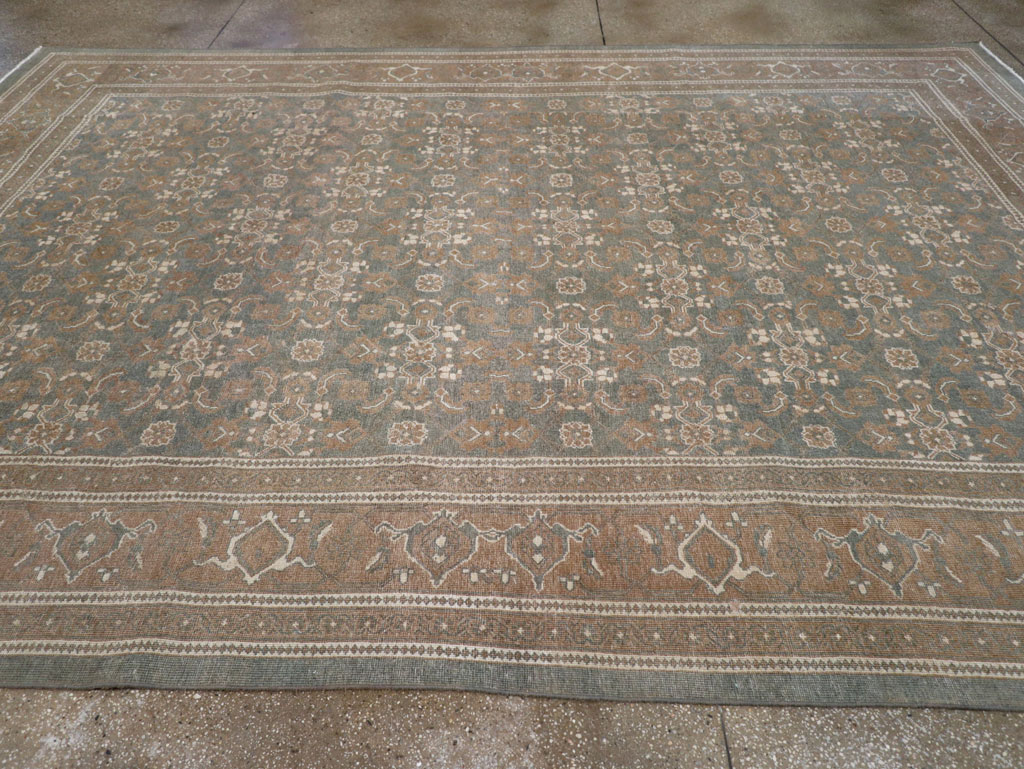 Vintage Persian Mahal Room Size Carpet, No.31203 - Galerie Shabab