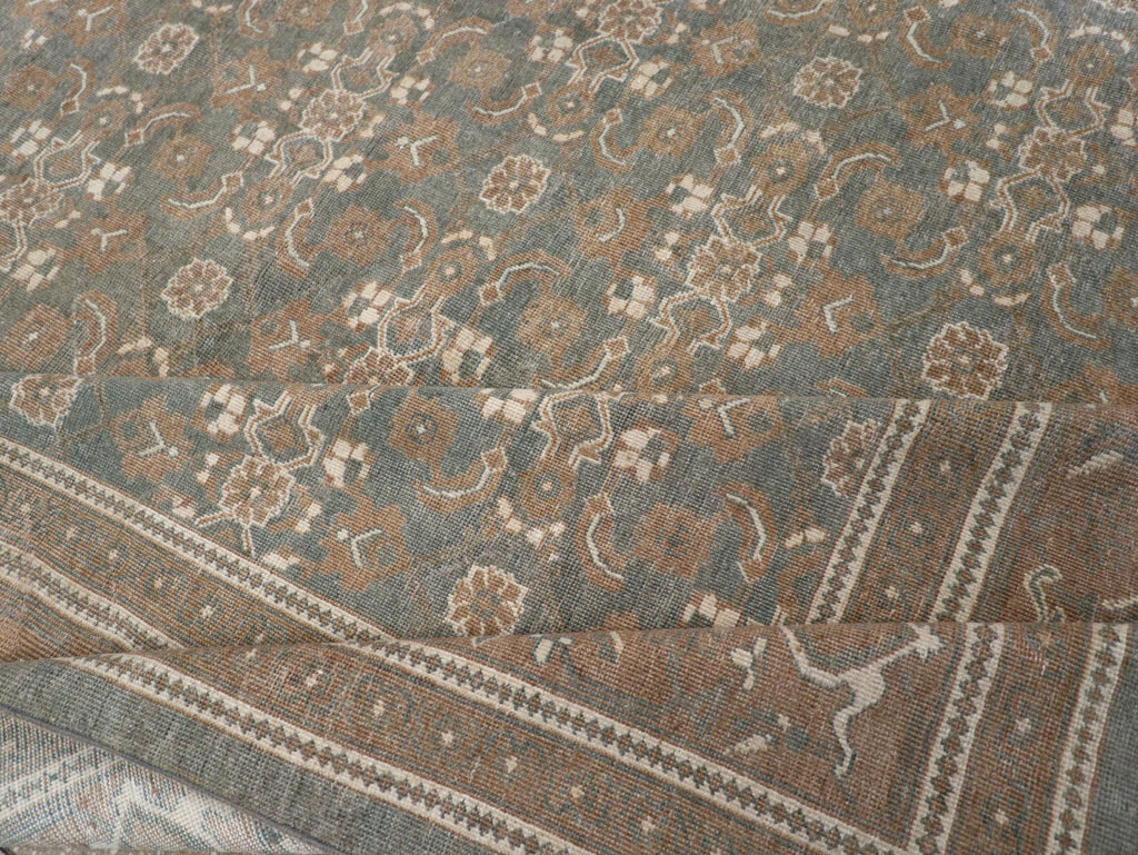 Vintage Persian Mahal Room Size Carpet, No.31203 - Galerie Shabab