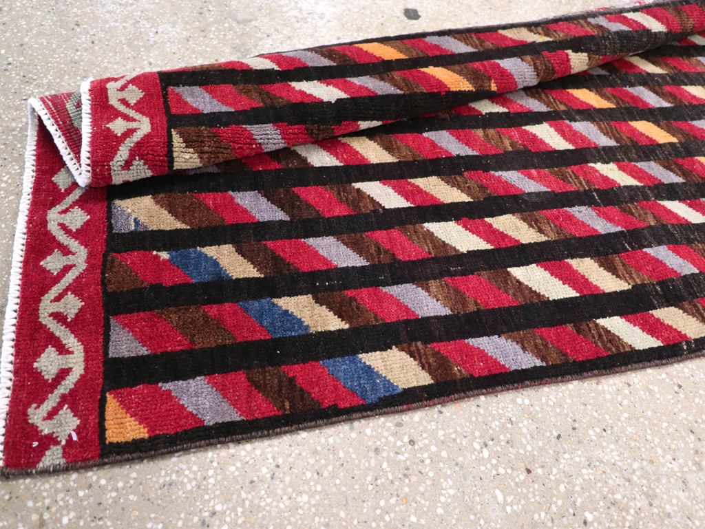 Vintage Turkish Anatolian Runner, No.31208 - Galerie Shabab