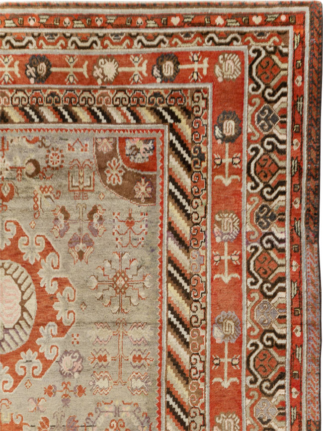 Antique East Turkestan Khotan Large Gallery Carpet, No.31209 - Galerie Shabab