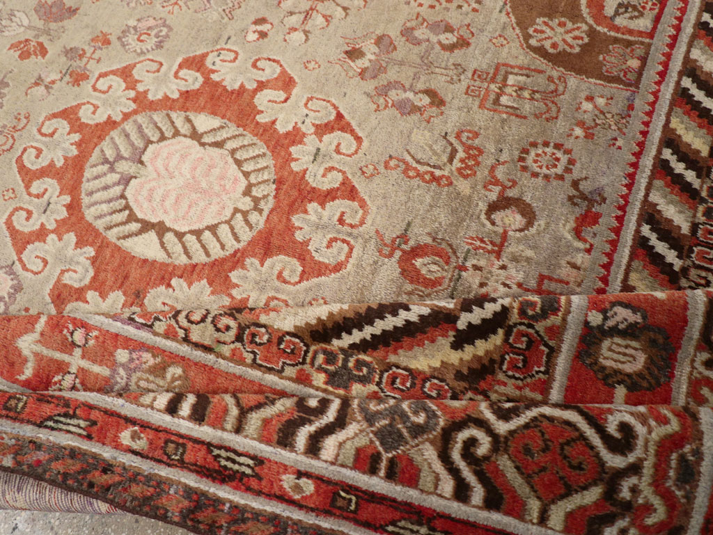 Antique East Turkestan Khotan Large Gallery Carpet, No.31209 - Galerie Shabab