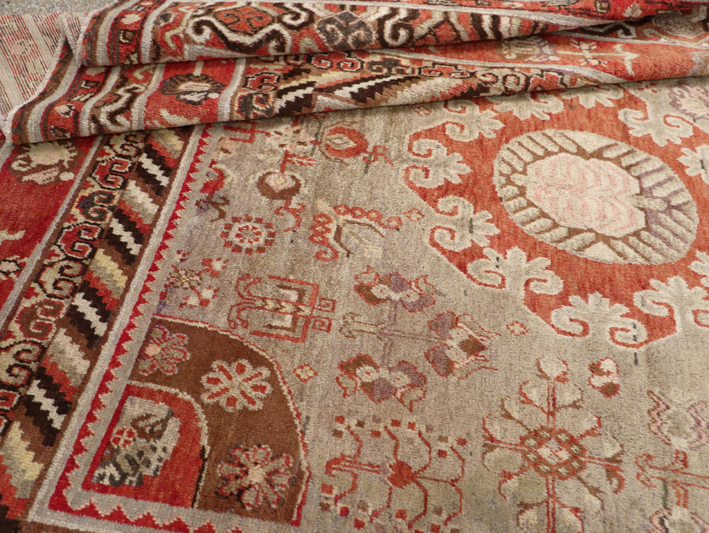 Antique East Turkestan Khotan Large Gallery Carpet, No.31209 - Galerie Shabab