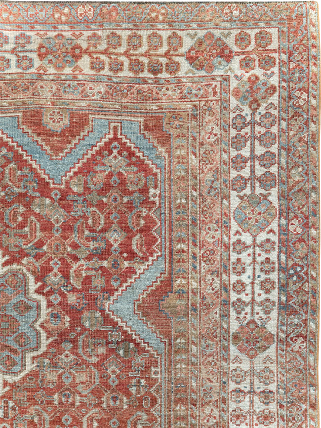 Antique Persian Shiraz Small Room Size Carpet, No.31215 - Galerie Shabab