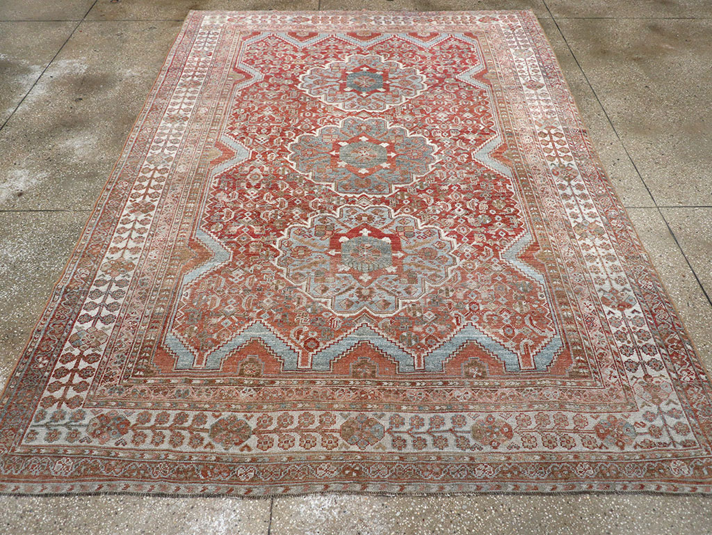 Antique Persian Shiraz Small Room Size Carpet, No.31215 - Galerie Shabab