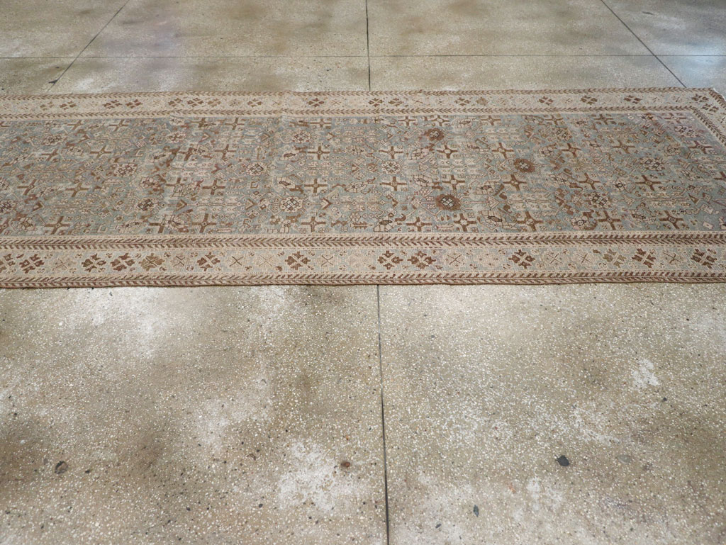 Antique Persian Malayer Long Gallery Carpet, No.31216 - Galerie Shabab