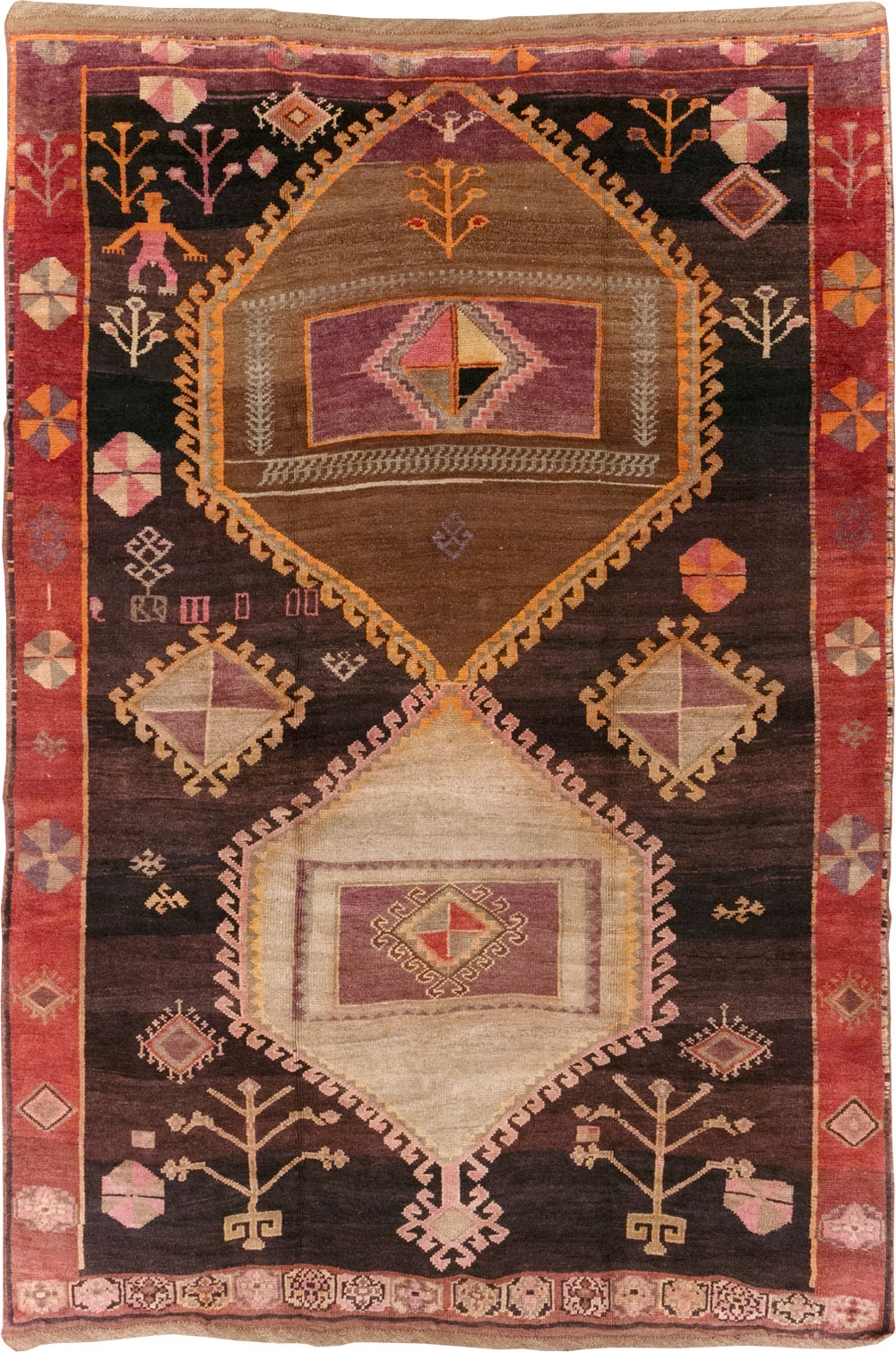 Vintage Turkish Anatolian Tribal Room Size Carpet, No.31218 - Galerie Shabab