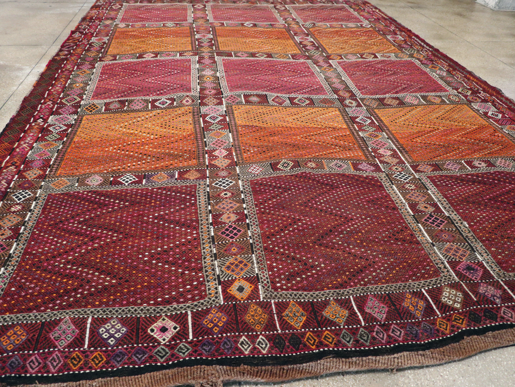 Vintage Turkish Flatweave Kilim Large Carpet, No.31222 - Galerie Shabab
