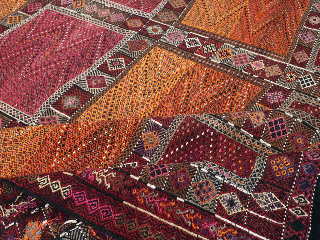 Vintage Turkish Flatweave Kilim Large Carpet, No.31222 - Galerie Shabab