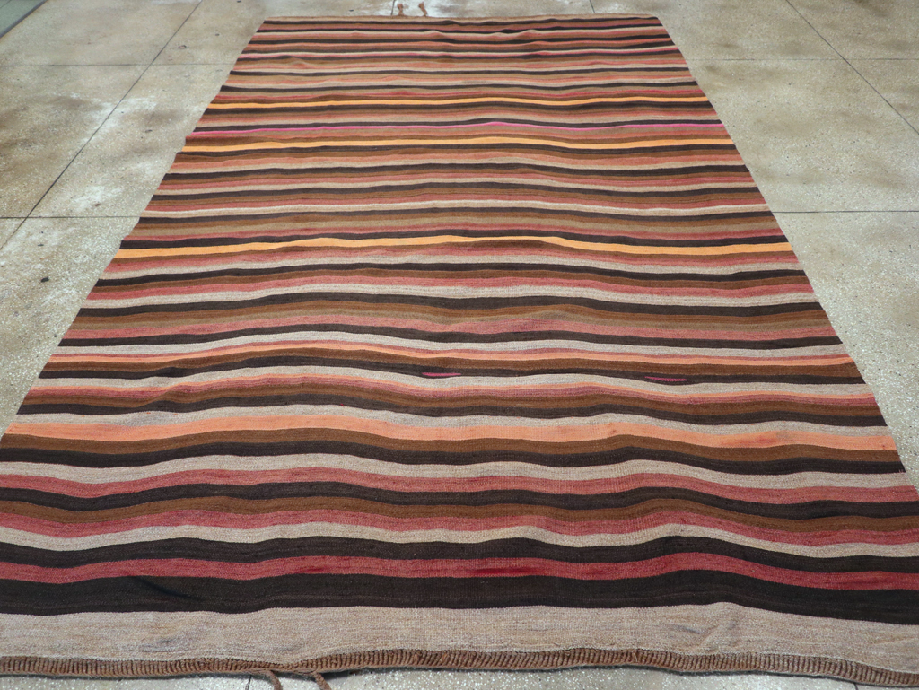 Vintage Turkish Flatweave Kilim Long Room Size Carpet, No.31223 - Galerie Shabab