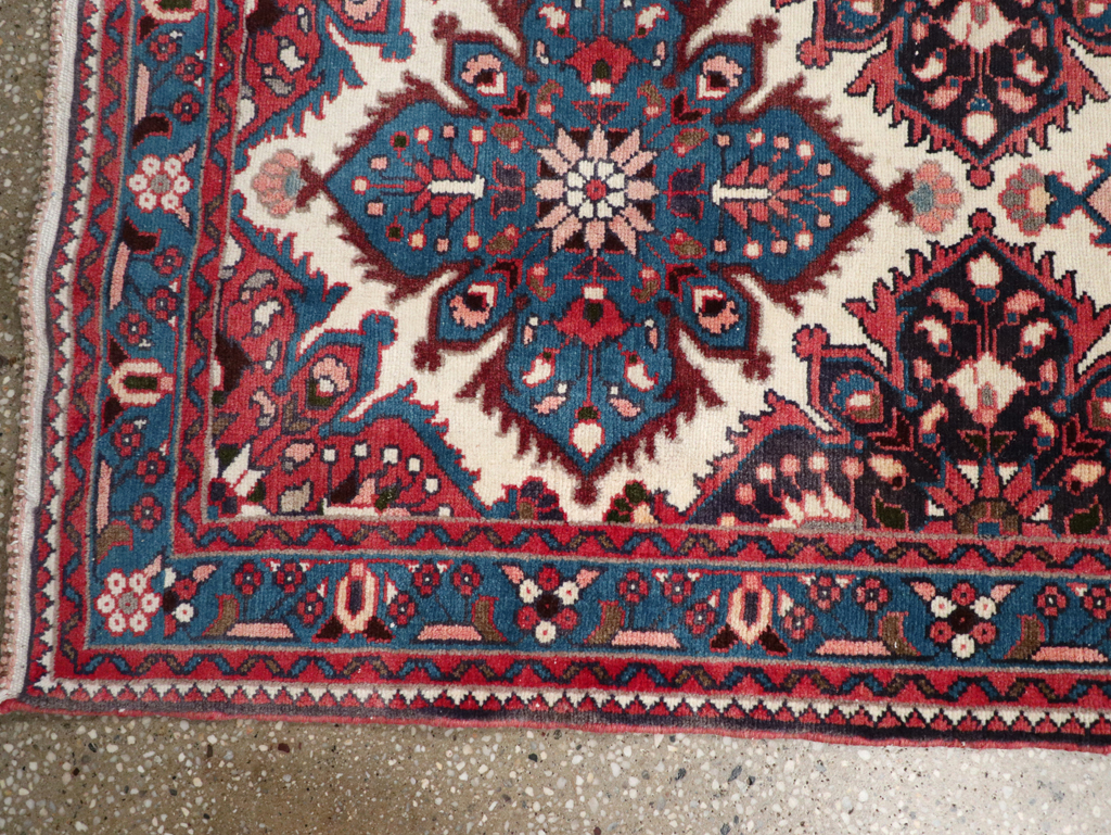 Vintage Persian Hamadan Runner, No.31224 - Galerie Shabab