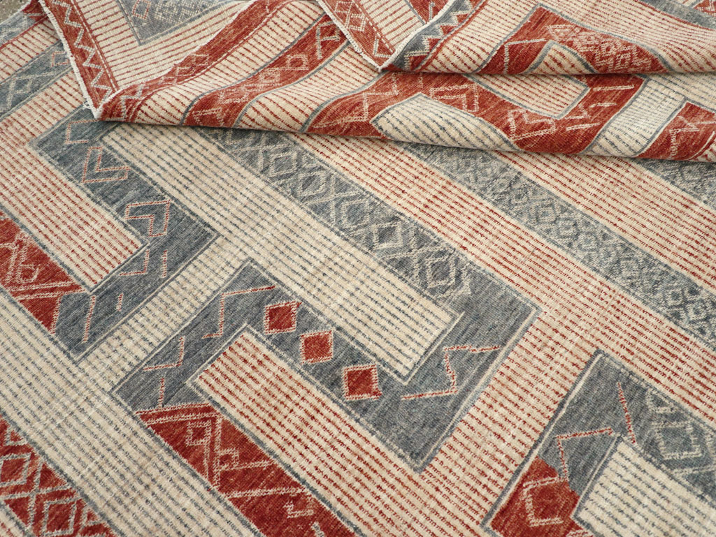 African Tuareg Inspired Contemporary Khotan Room Size Carpet, No.31226 - Galerie Shabab